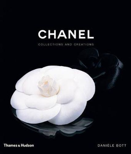 Cover image for Chanel: Collections and Creations