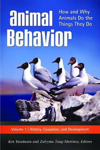 Cover image for Animal Behavior [3 volumes]: How and Why Animals Do the Things They Do