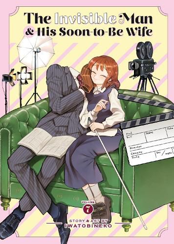 Cover image for The Invisible Man and His Soon-to-Be Wife Vol. 7