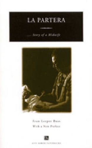 Cover image for La Partera: Story of a Midwife