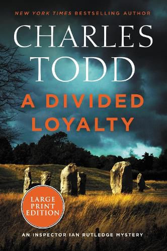 Cover image for A Divided Loyalty [Large Print]