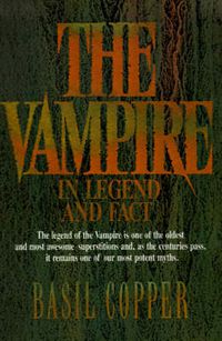 Cover image for The Vampire in Legend, Fact and Art