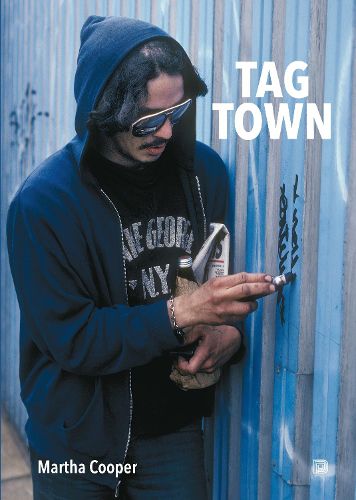 Cover image for Tag Town
