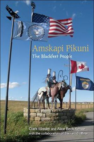 Cover image for Amskapi Pikuni: The Blackfeet People