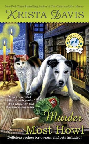 Cover image for Murder Most Howl: A Paws and Claws Mystery