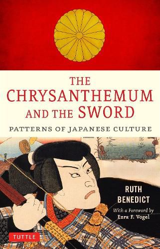 Cover image for The Chrysanthemum and the Sword: Patterns of Japanese Culture