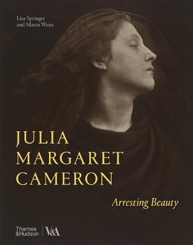 Cover image for Julia Margaret Cameron -- Arresting Beauty