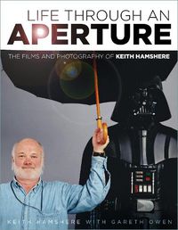 Cover image for Life Through an Aperture