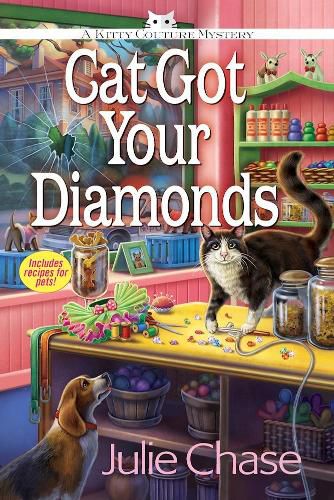 Cover image for Cat Got Your Diamonds: A Kitty Couture Mystery