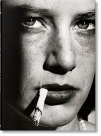 Cover image for Helmut Newton. Legacy