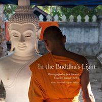 Cover image for In the Buddha's Light: The Temples of Luang Prabang