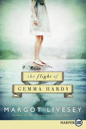 Cover image for The Flight of Gemma Hardy (Large Print)