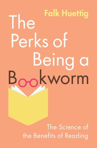 Cover image for The Perks of Being a Bookworm