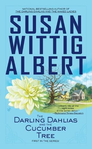 Cover image for The Darling Dahlias and the Cucumber Tree